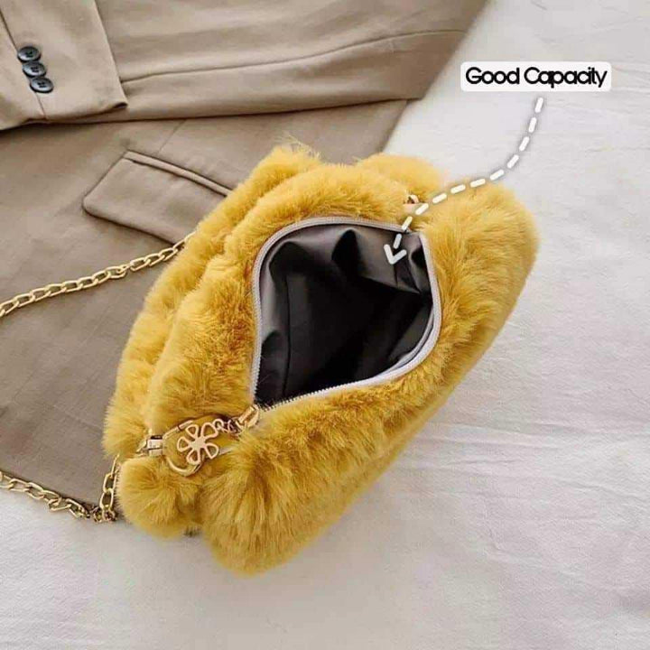 Fluffy Faux Fur Heart Bag - Shopcraving